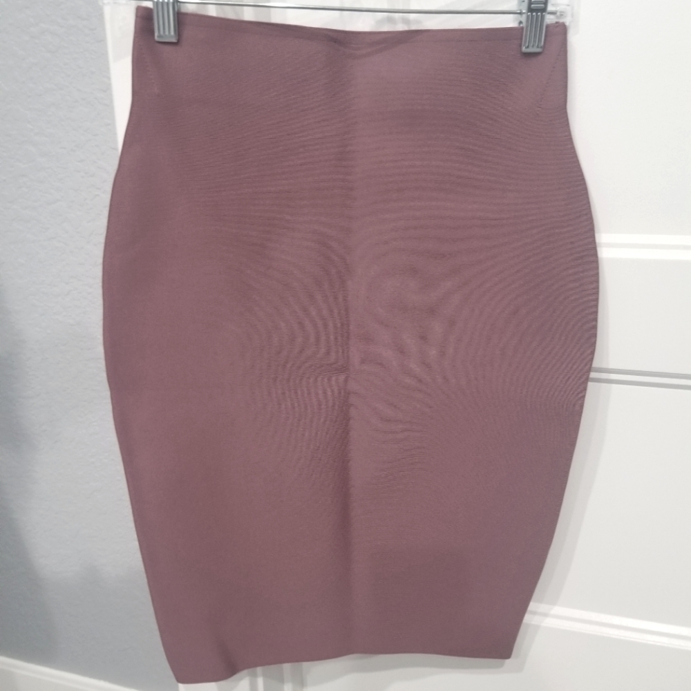 Pencil skirt